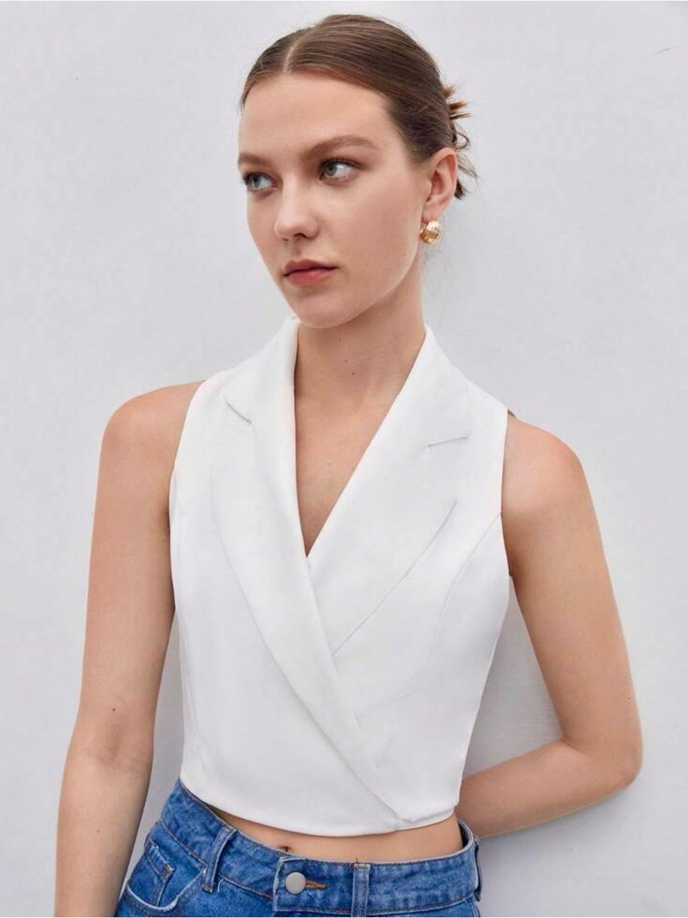 Premium cropped blazer style solid collar wrap sleeveless shirt size M